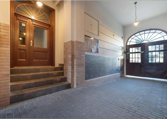 公寓 Jaracza Bright By Renters