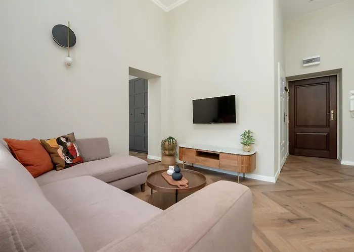 Jaracza Bright By Renters לודז'